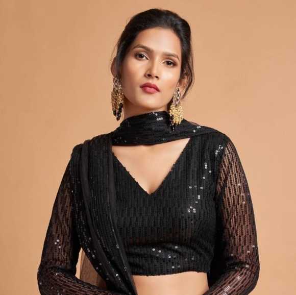 Modern Black Lehengha - Picture 2 of 3